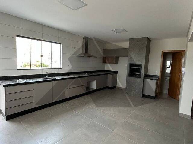 Apartamento para Locação em Arapongas - 2