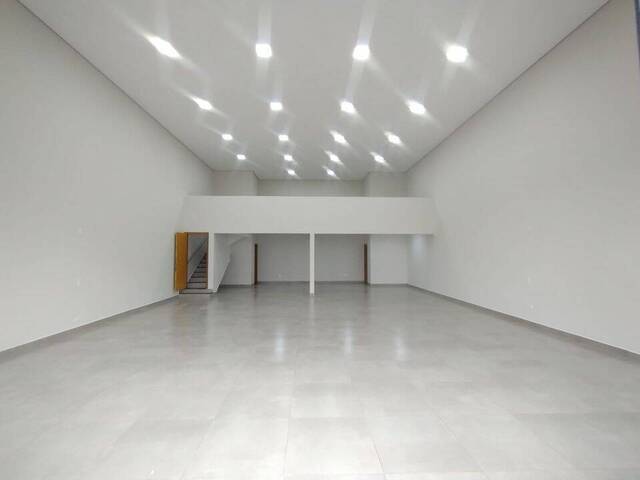 #18 - Sala Comercial para Locação em Arapongas - PR - 3