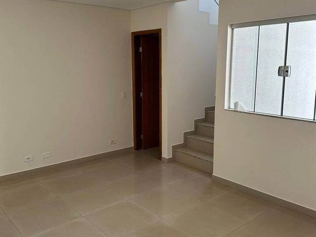 Casa para Locação em Arapongas - 2