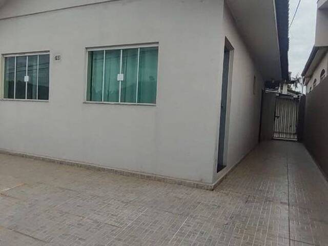 #65 - Casa para Locação em Arapongas - PR - 2