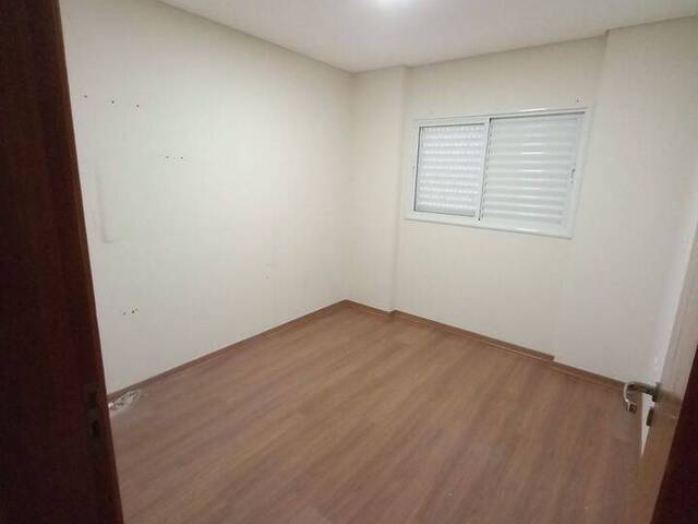 #84 - Apartamento para Locação em Arapongas - PR