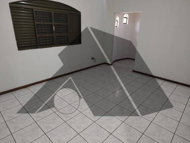 Casa para Locação em Arapongas - 2