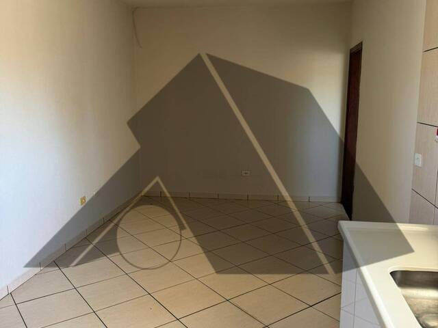 Apartamento para Locação em Arapongas - 3