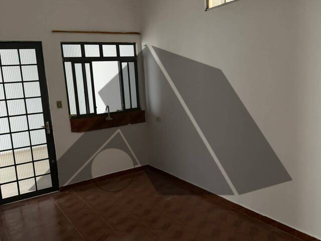 Casa para Locação em Arapongas - 3