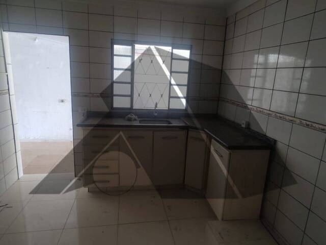Casa para Locação em Arapongas - 3