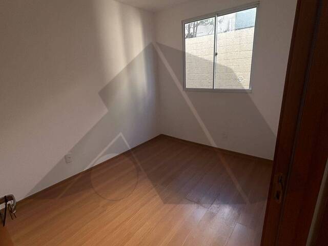 #409 - Apartamento para Locação em Arapongas - PR - 2