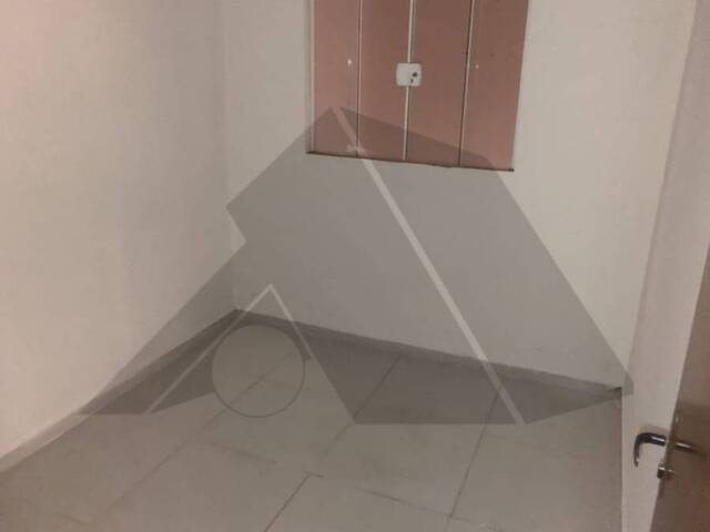 #172 - Casa para Locação em Arapongas - PR