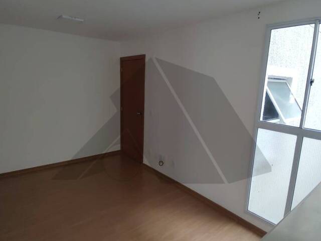 #370 - Apartamento para Locação em Arapongas - PR - 2