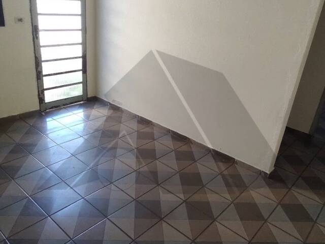Casa para Locação em Arapongas - 2