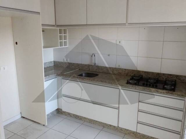 #457 - Apartamento para Locação em Arapongas - PR - 2
