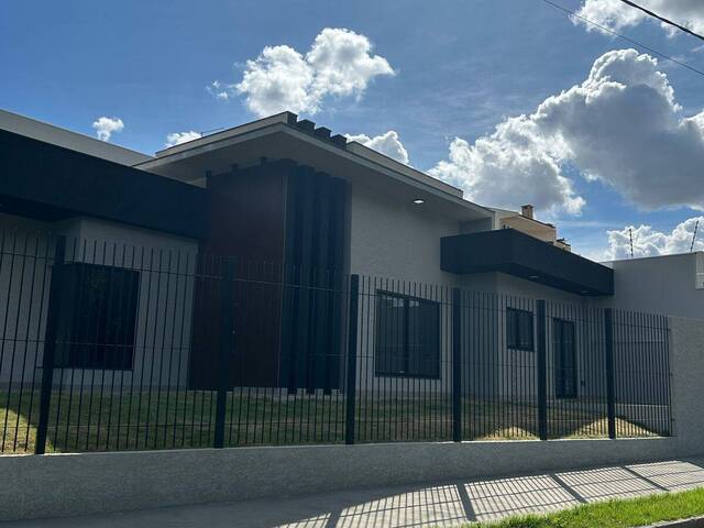 #472 - Casa para Venda em Arapongas - PR