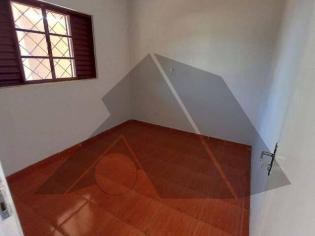 Apartamento para Locação em Arapongas - 3