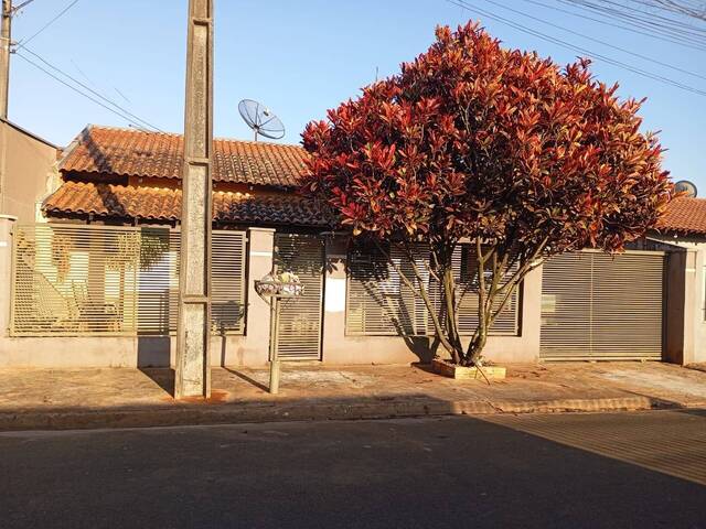 #527 - Casa para Venda em Arapongas - PR - 2