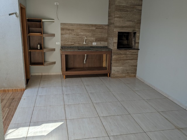 #528 - Casa para Locação em Arapongas - PR