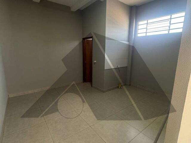 #547 - Sala Comercial para Locação em Arapongas - PR - 2