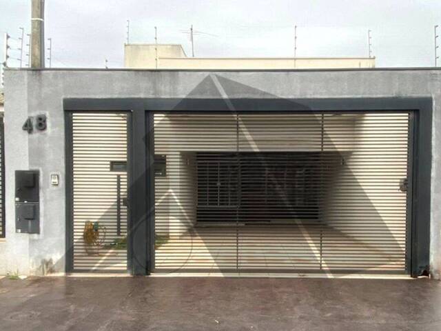 #549 - Casa para Venda em Arapongas - PR - 2