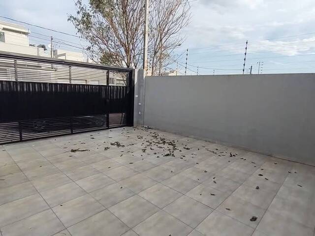 Casa para Locação em Arapongas - 2