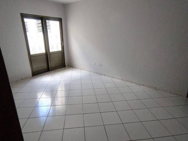 #119 - Apartamento para Locação em Arapongas - PR