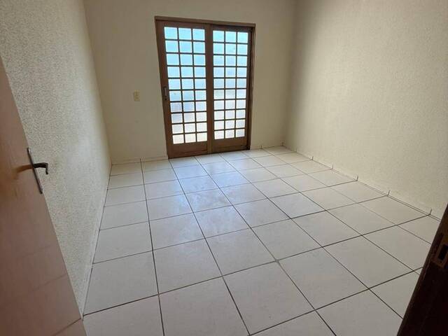 Apartamento para Locação em Arapongas - 4