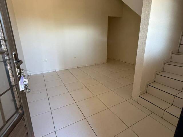 Apartamento para Locação em Arapongas - 2