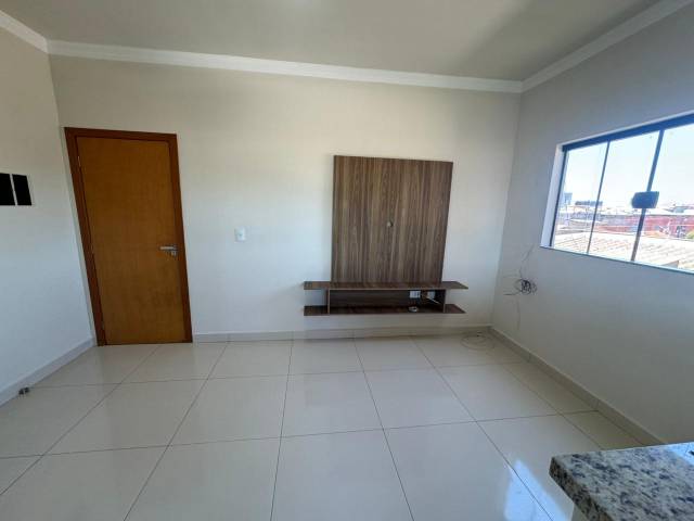 Apartamento para Locação em Arapongas - 2