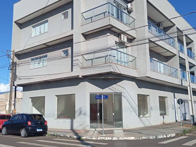 #571 - Andar Comercial para Locação em Arapongas - PR - 1