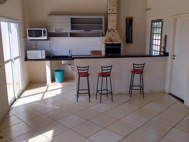 #580 - Apartamento para Locação em Arapongas - PR