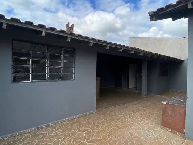 #586 - Casa para Locação em Arapongas - PR