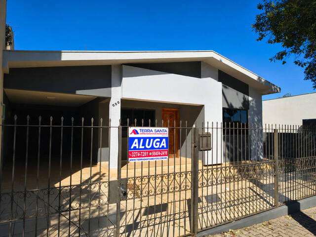 #615 - Casa para Locação em Arapongas - PR