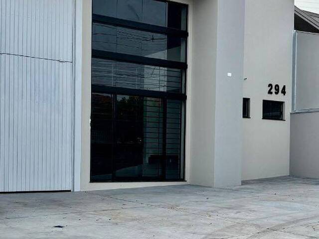 #617 - Barracão para Locação em Arapongas - PR - 2