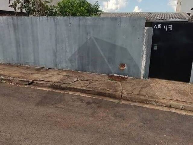 #202 - Casa para Locação em Arapongas - PR